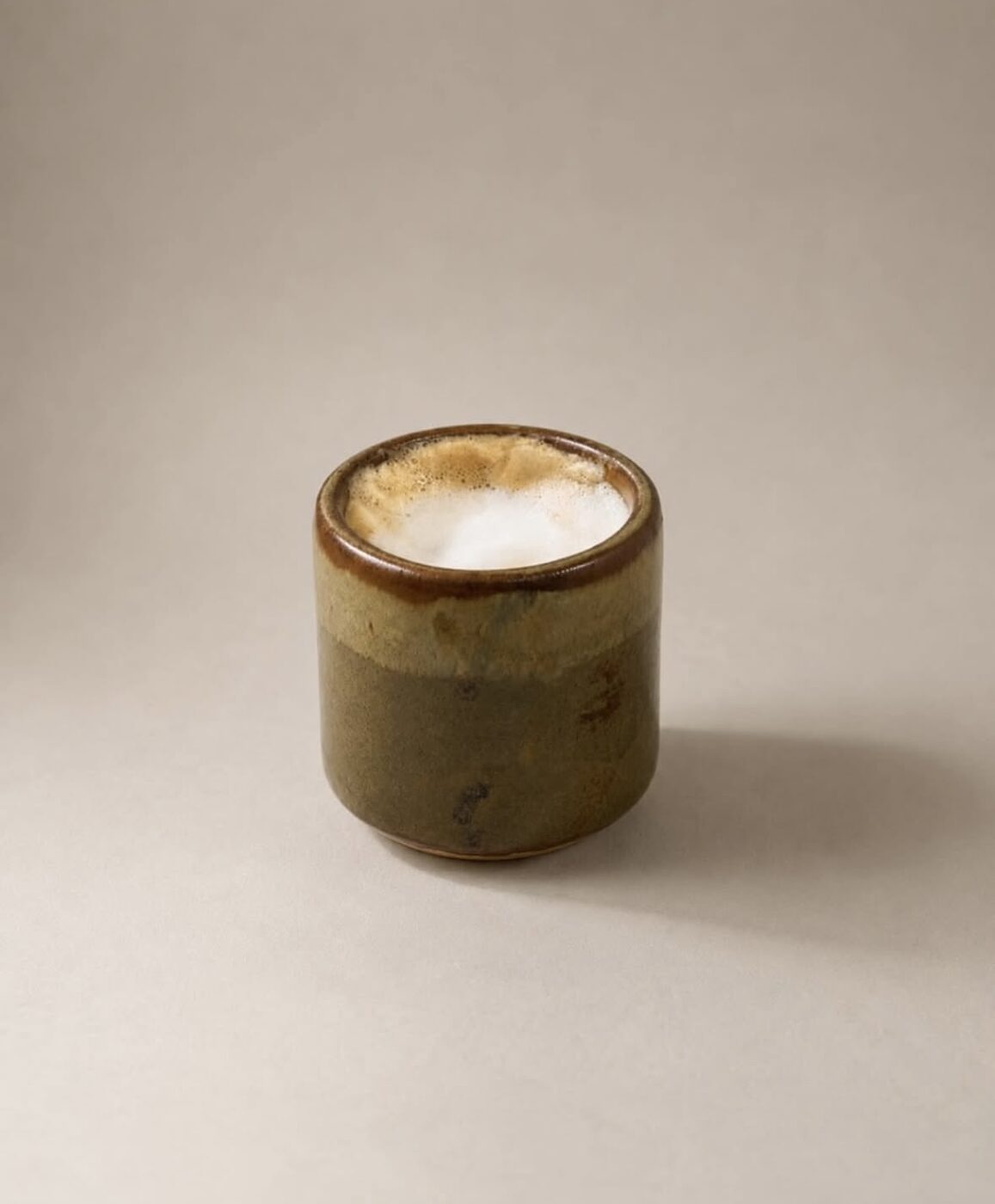 Moss glaze latte cup